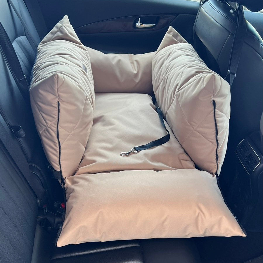 Автокрісло для собак беж